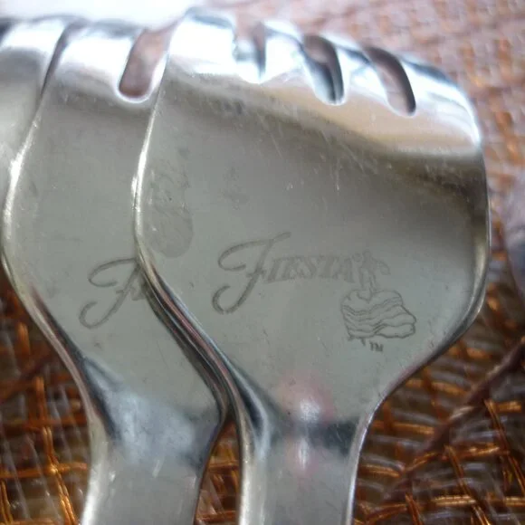 Fiesta Flatware Stainless 16 piece - Picture 5 of 5
